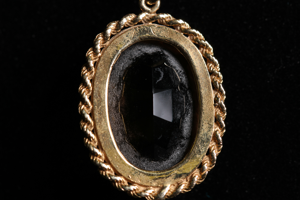 14K Gold Chain and Smoky Quartz Pendant