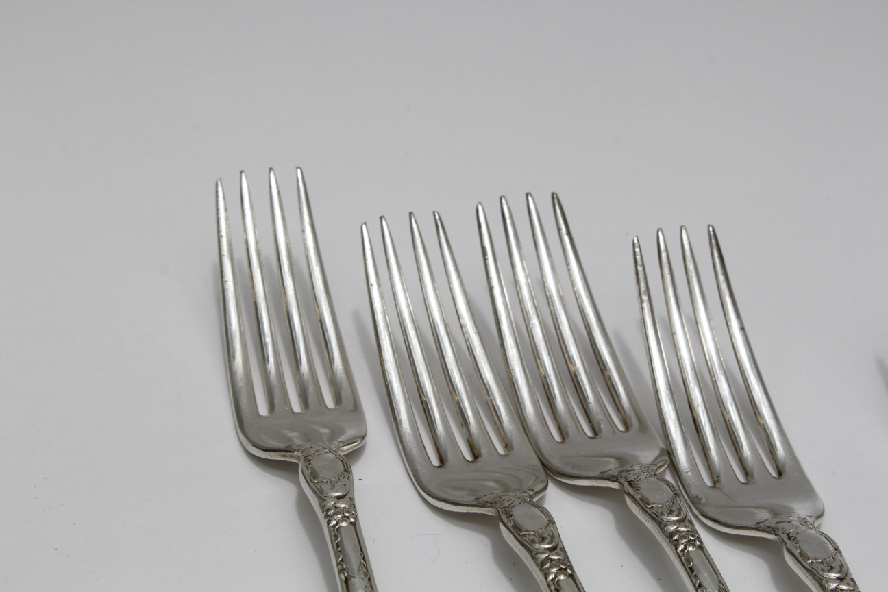 Vintage Silver Plate Dinner Forks