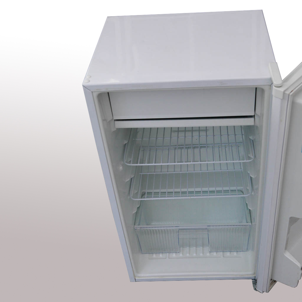 Sanyo Mini Refrigerator