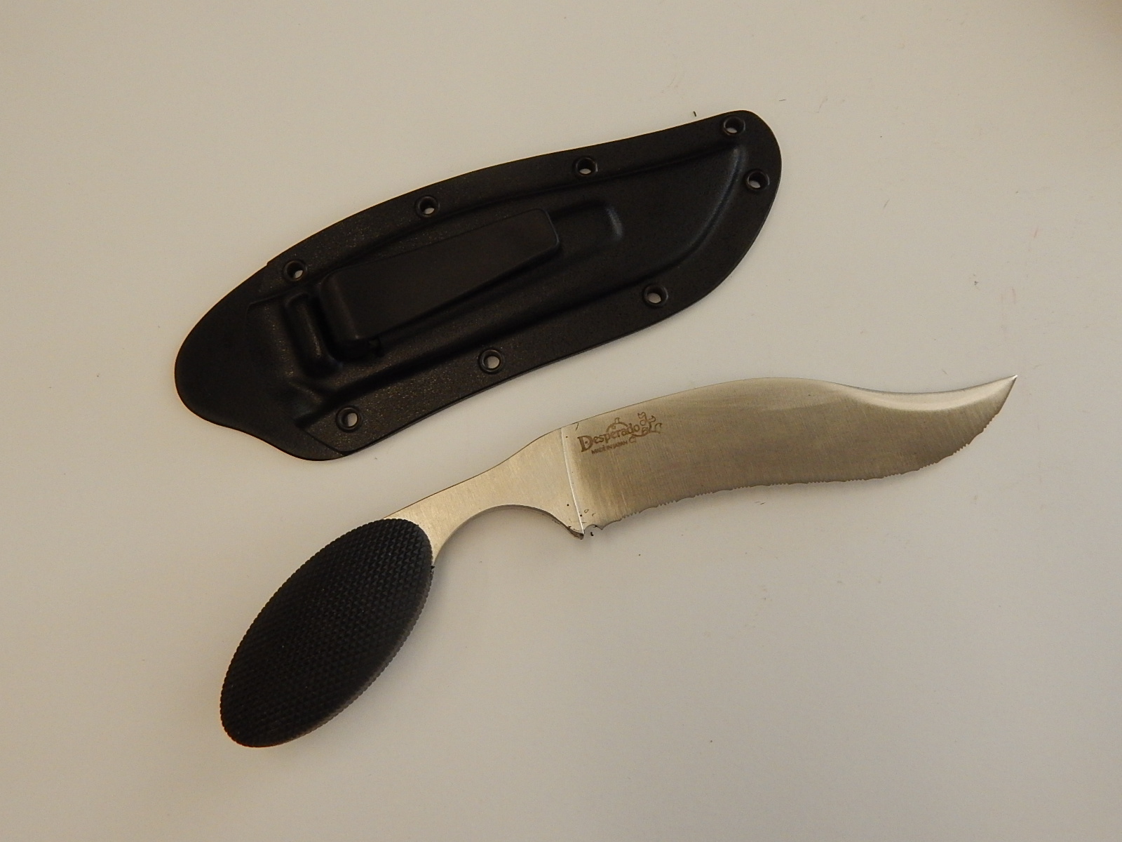 Cold Steel Desperado 8.75" Knife