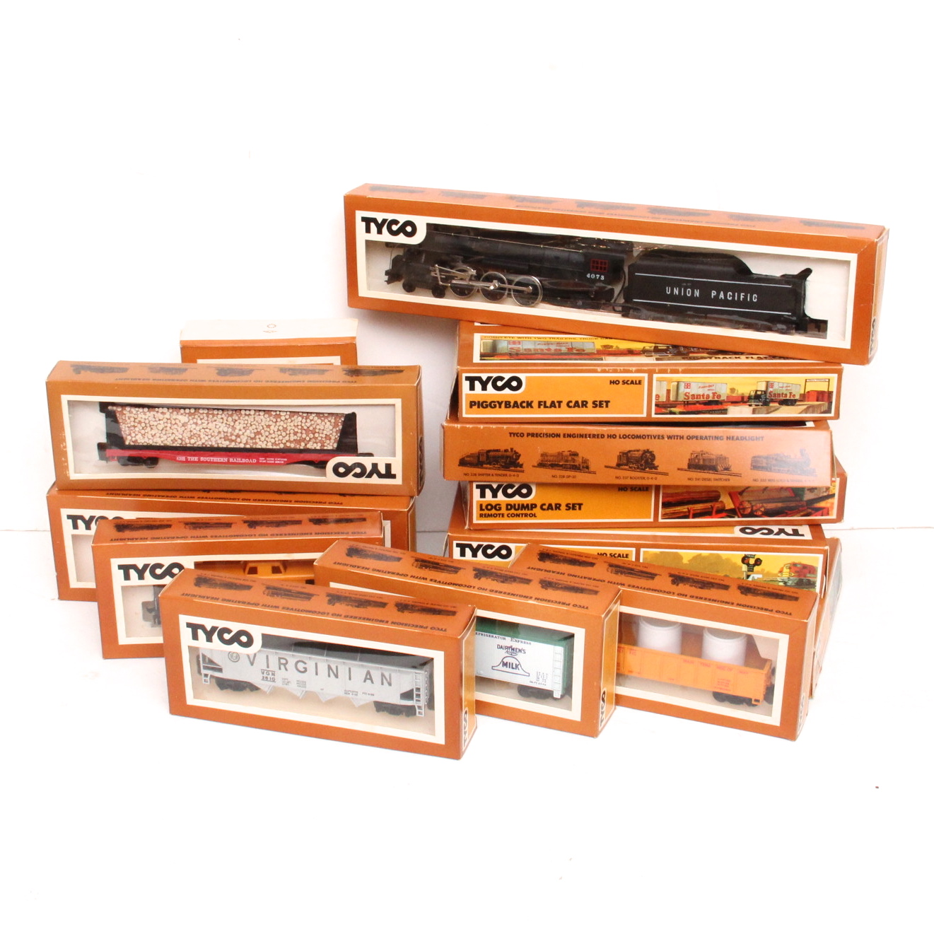 Vintage Tyco HO Train Set