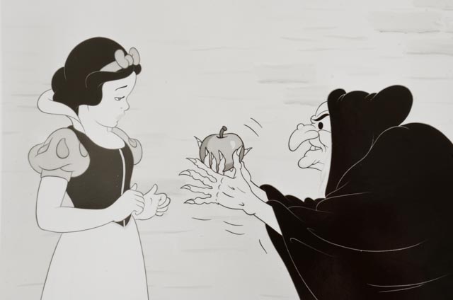 Complete Set of 6 Original 1987 Press Kit Theatrical Release Photos for "Snow White & the Seven Dwarfs"