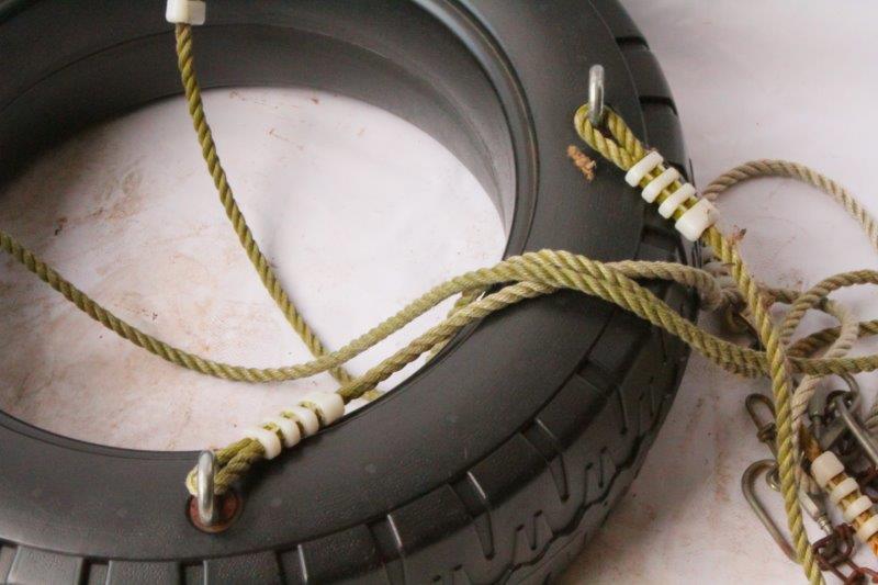 Plastic Tire Swing with Rope