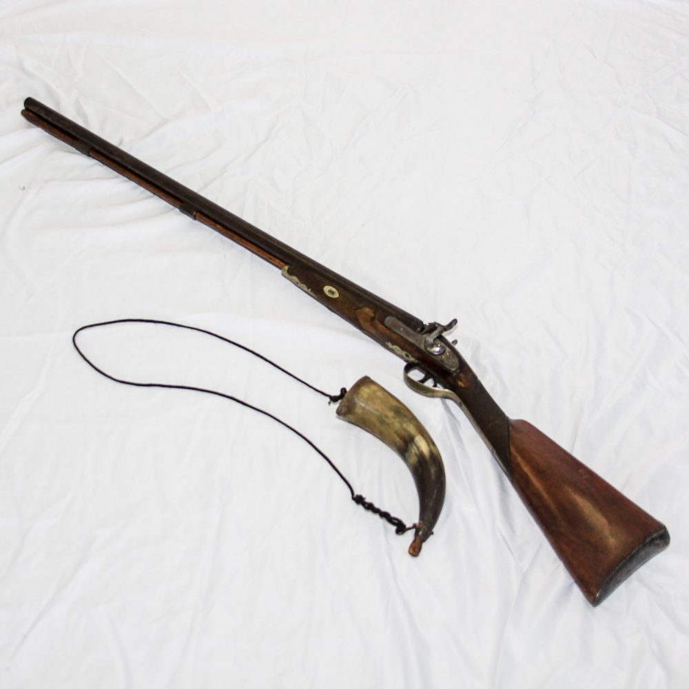 Double Barrel Black Powder Shotgun with Powder Horn