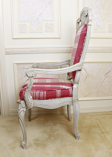 French Provincial Style Dining Room Table And Chairs