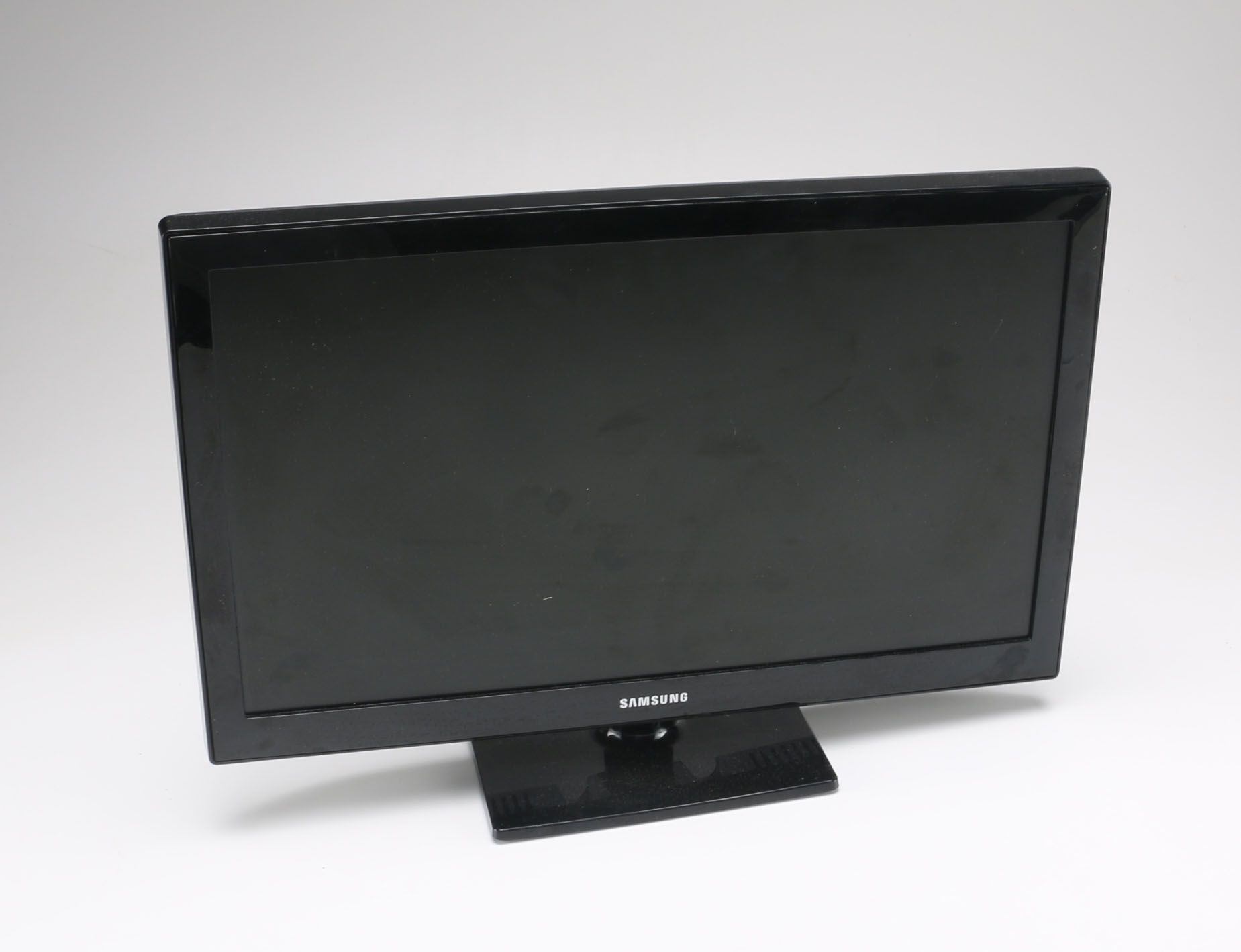 Samsung 19" Class 4000 Series LED Television