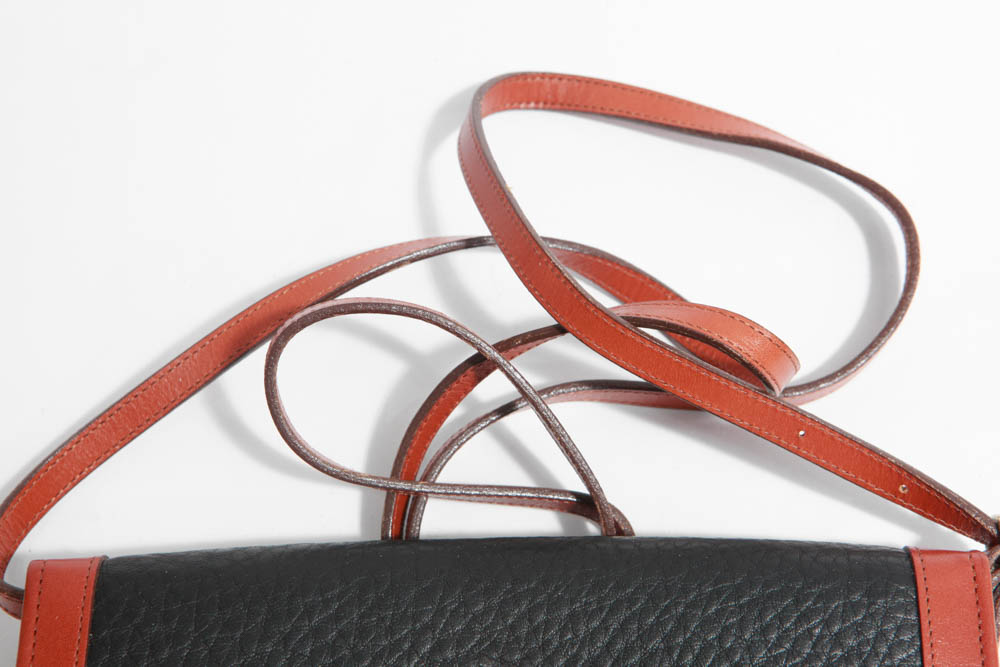 Vintage Dooney & Bourke All Weather Leather Wallet Purse