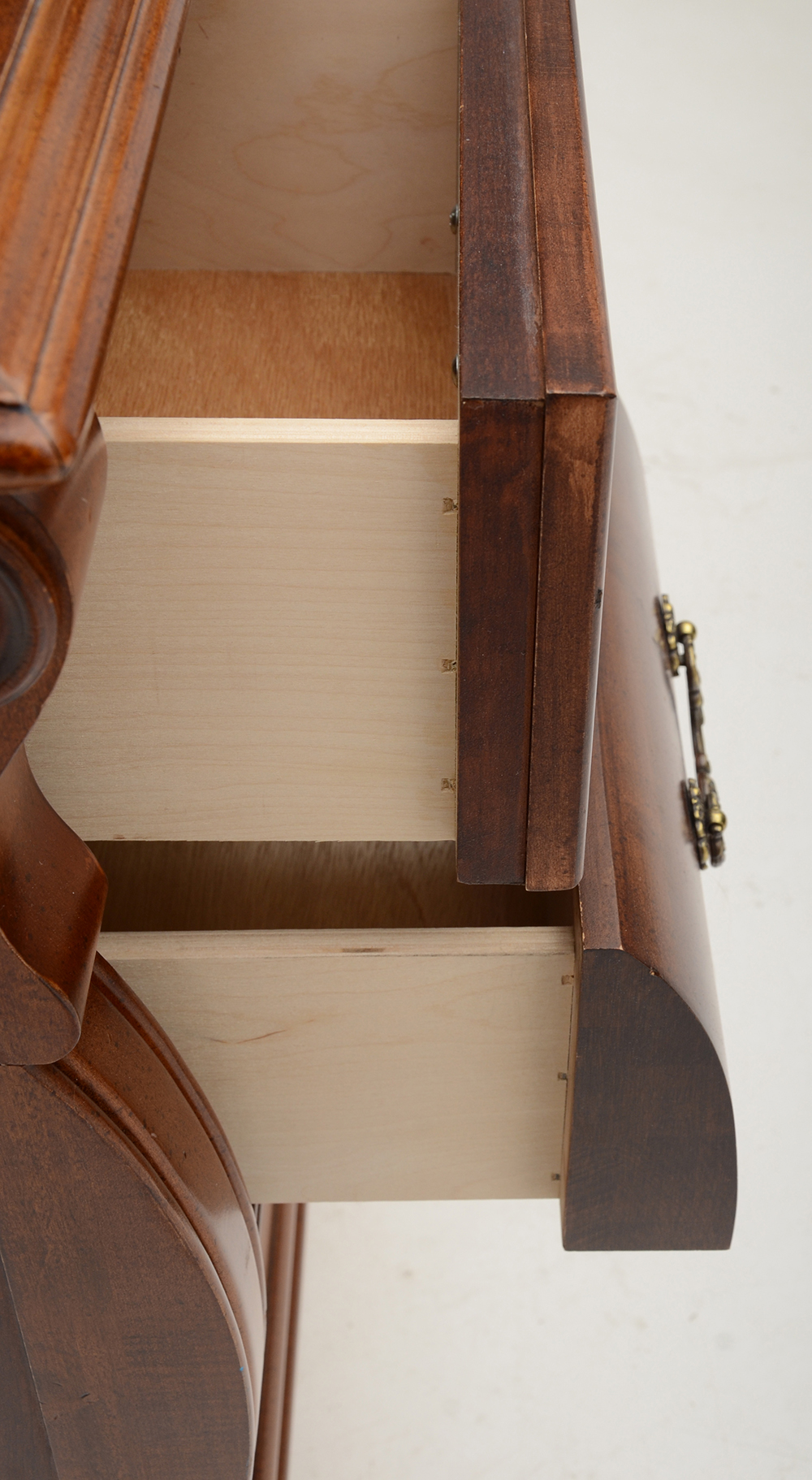 Stanley Furniture Vanity with Tri-fold Mirror