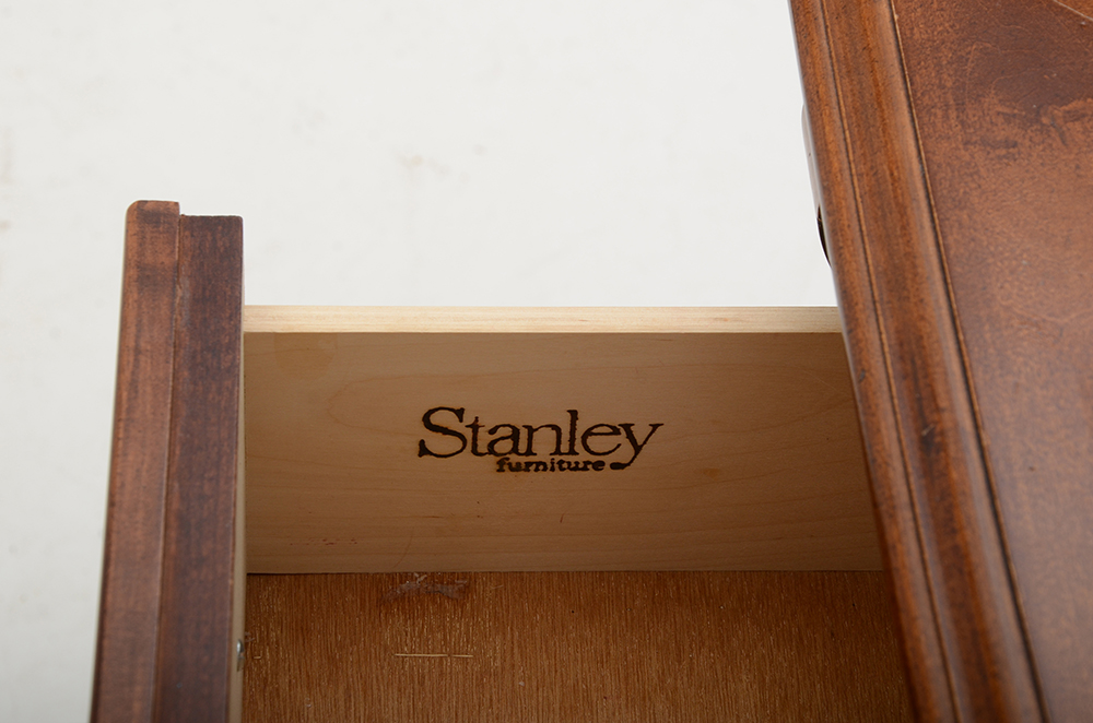 Stanley Furniture Vanity with Tri-fold Mirror