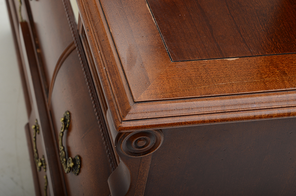 Stanley Furniture Vanity with Tri-fold Mirror