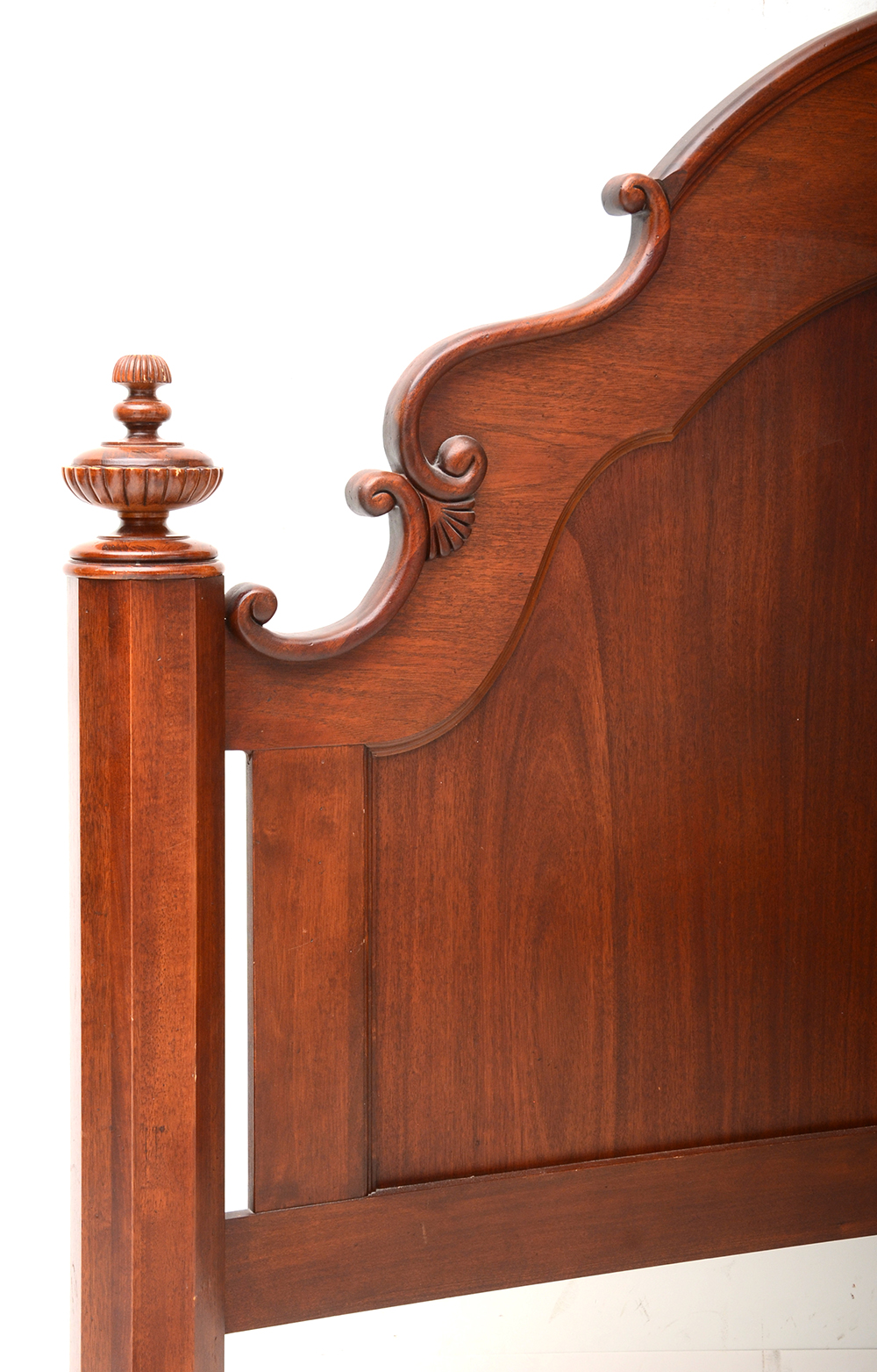 Lexington Furniture King Size Plantation Bed