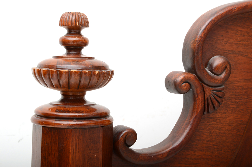 Lexington Furniture King Size Plantation Bed