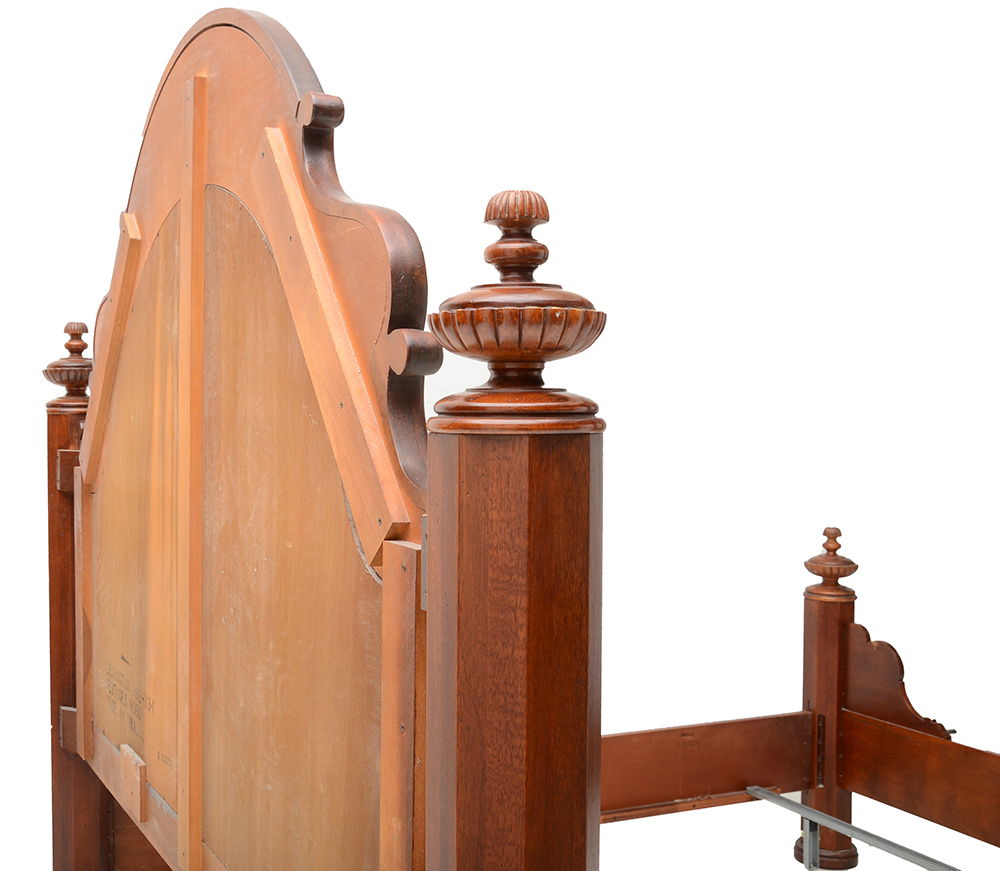 Lexington Furniture King Size Plantation Bed