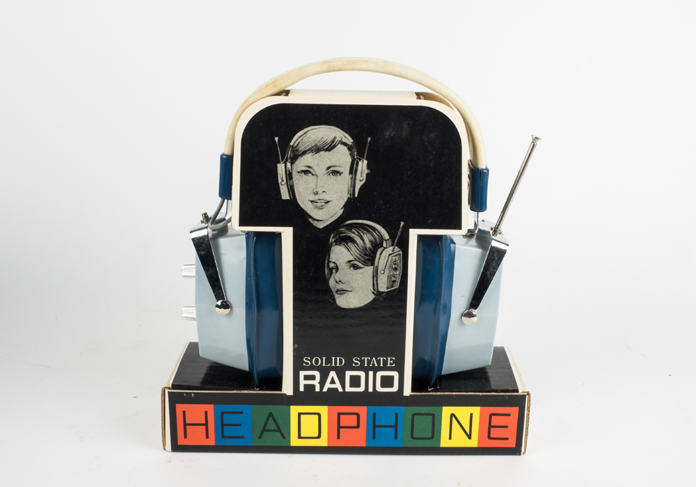 Vintage Solid State Radio Headphone