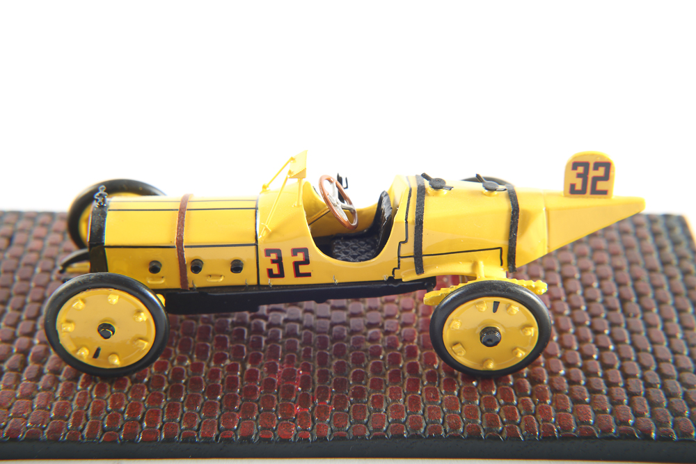 Limited Edition 1911 Marmon Wasp Model Car