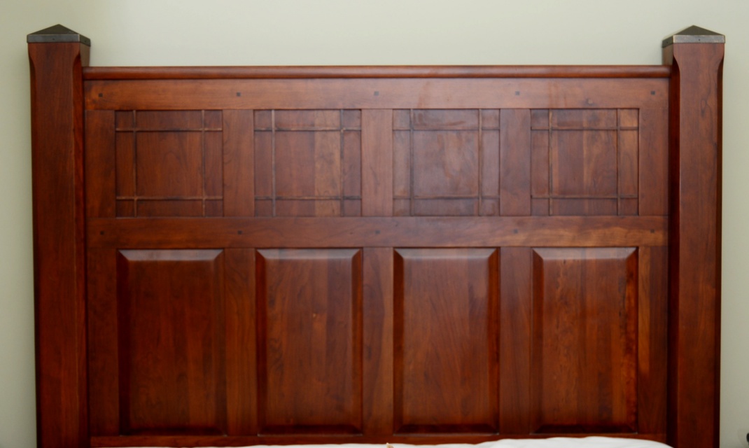 Lexington Arts and Crafts Collection Bed Frame and Nightstands