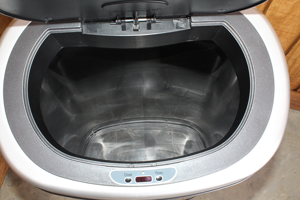 Stainless Steel Ninestars Auto-Motion Sensor Trash Bin