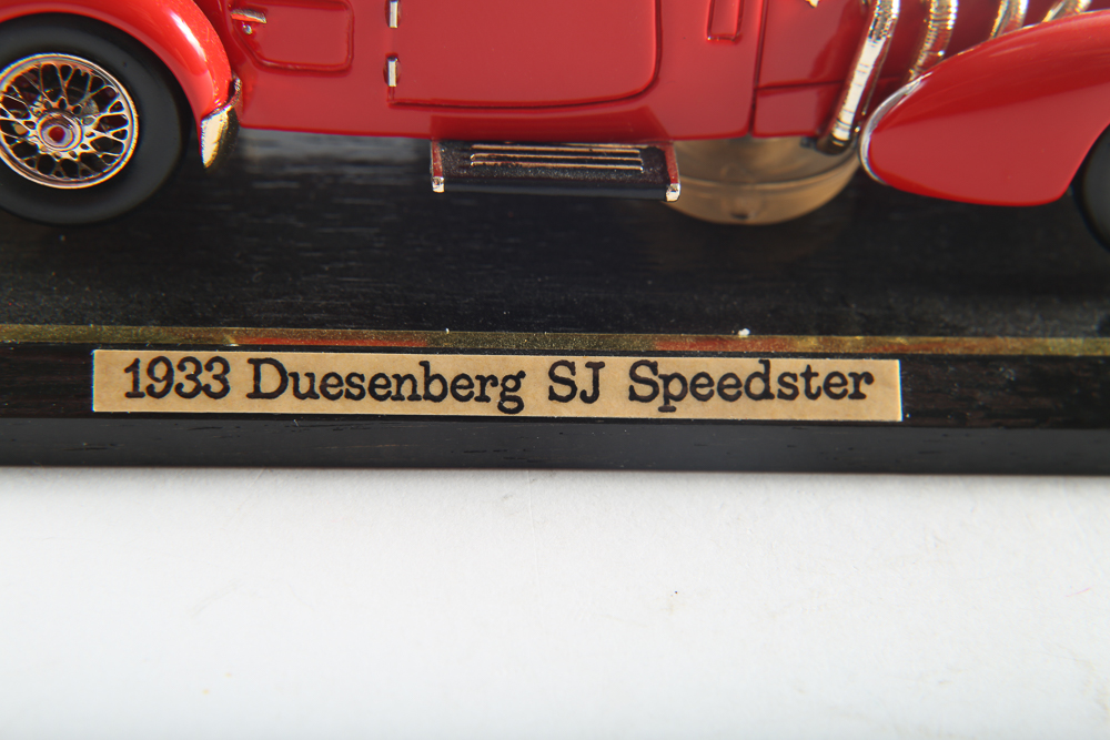 Bonham and Schwartz 1933 Duesenberg SJ Speedster Die  Cast Car 1/43