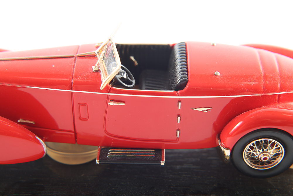 Bonham and Schwartz 1933 Duesenberg SJ Speedster Die  Cast Car 1/43