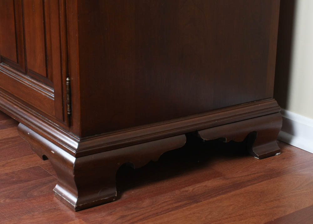 Mahogany Breakfront China Cabinet