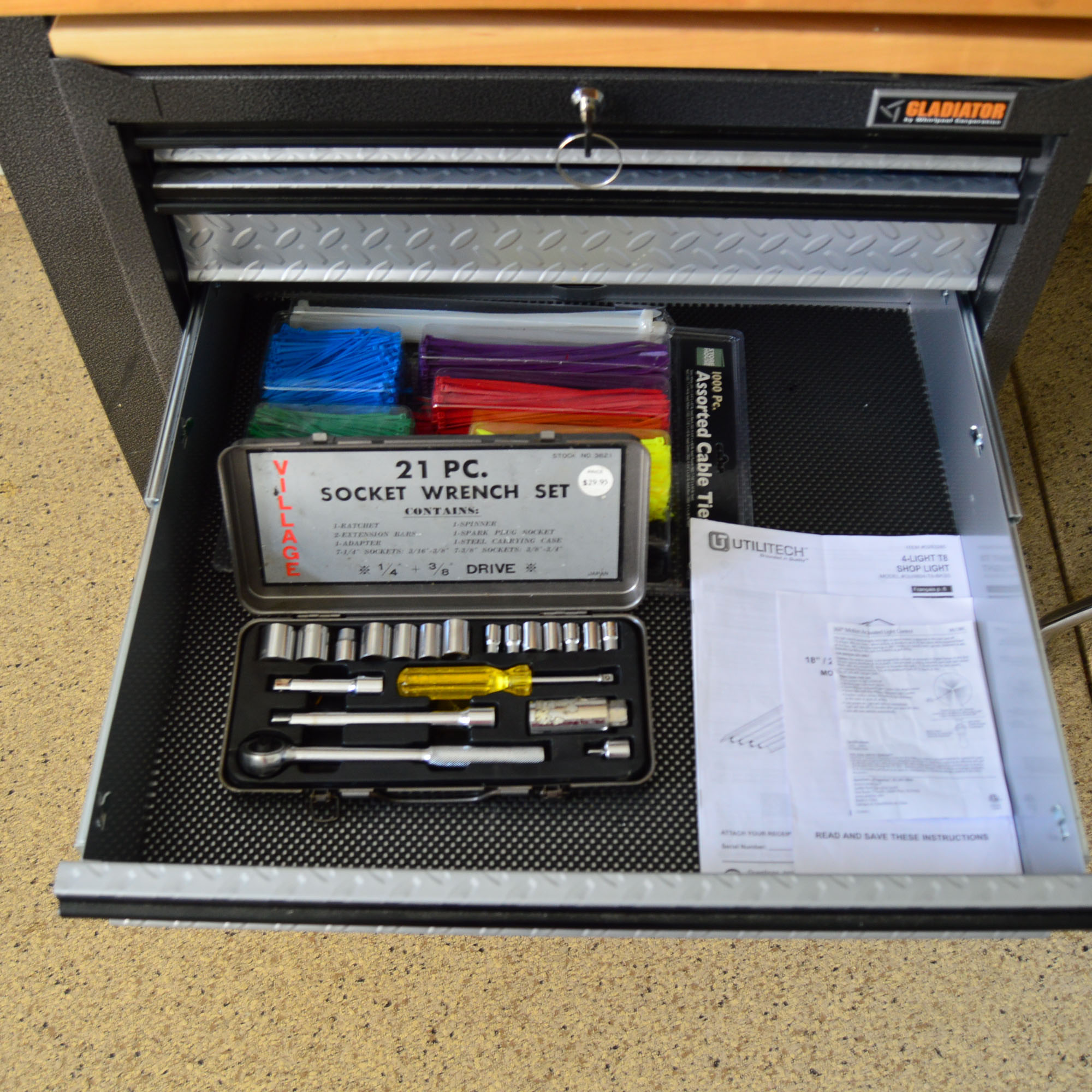 Gladiator Work Table And Chest