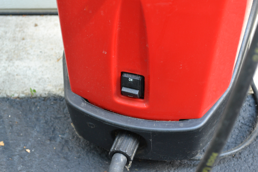 Husky 1750 PSI Power Washer