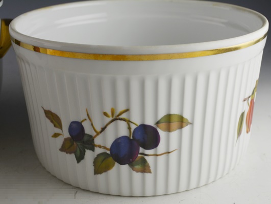 Royal Worchester Evesham Covered Casserole and Souffle