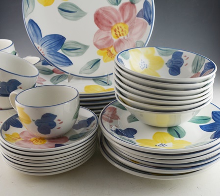 Johnson Brothers Ironstone "Marie" Dinnerware Set of Seven
