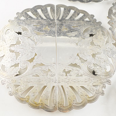 Lunt and Wallace Silver Plated Trivets