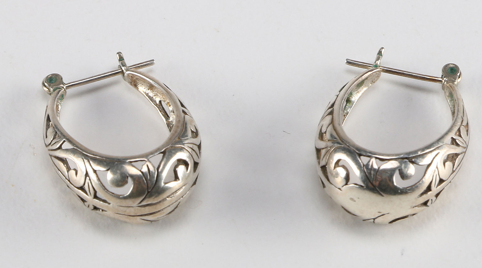 Silver Tone Assorted Jewelry