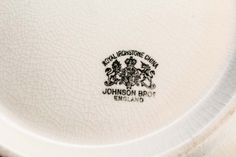 "Royal Ironstone" by Johnson Brothers China Wash Basin