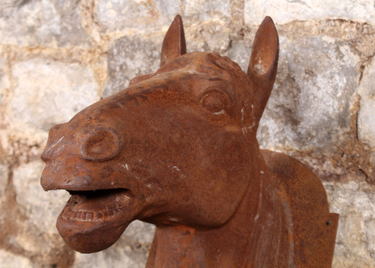 Rusted Cast Iron Horse Head Wall Mount