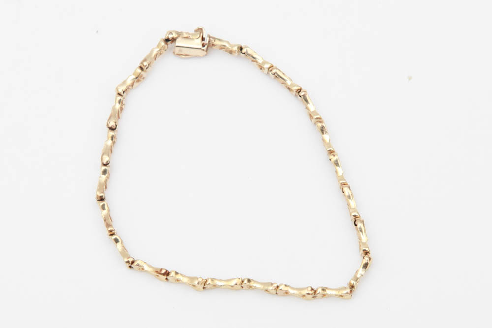 14K Yellow Gold Die-Cut Heart Link Bracelet