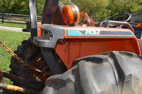 Kubota Compact Utility Tractor L4310HST
