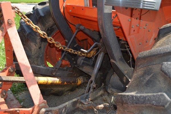 Kubota Compact Utility Tractor L4310HST