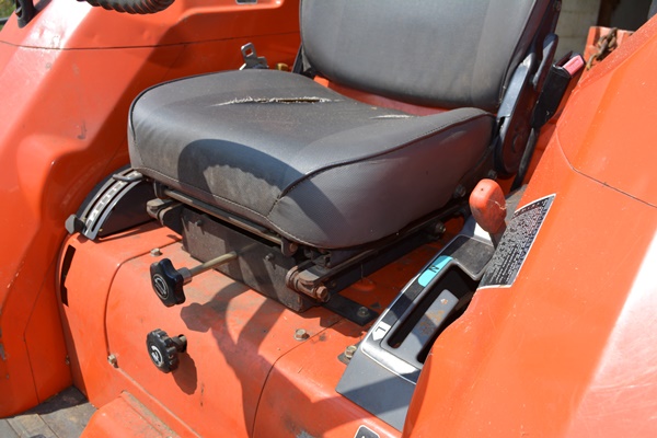 Kubota Compact Utility Tractor L4310HST
