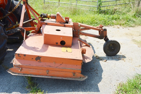 Woods D80 Pull Type Multi-Spindle Cutter