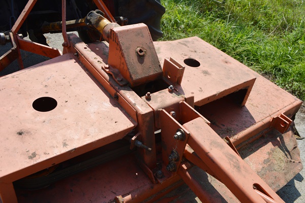 Woods D80 Pull Type Multi-Spindle Cutter