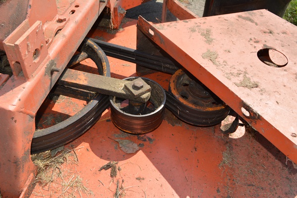 Woods D80 Pull Type Multi-Spindle Cutter