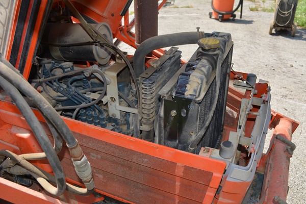 Kubota BF350-A Front Loader On A B2150 Tractor