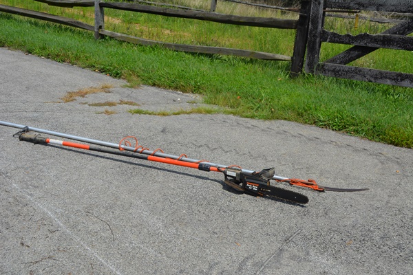 Remington 8' Electric Telescoping Pole Saw 10" Bar and Manual Tree Pruner