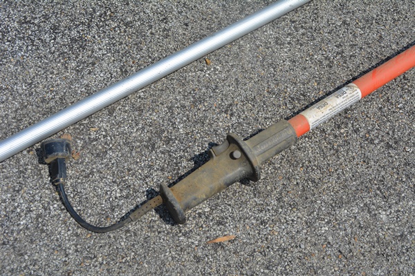 Remington 8' Electric Telescoping Pole Saw 10" Bar and Manual Tree Pruner