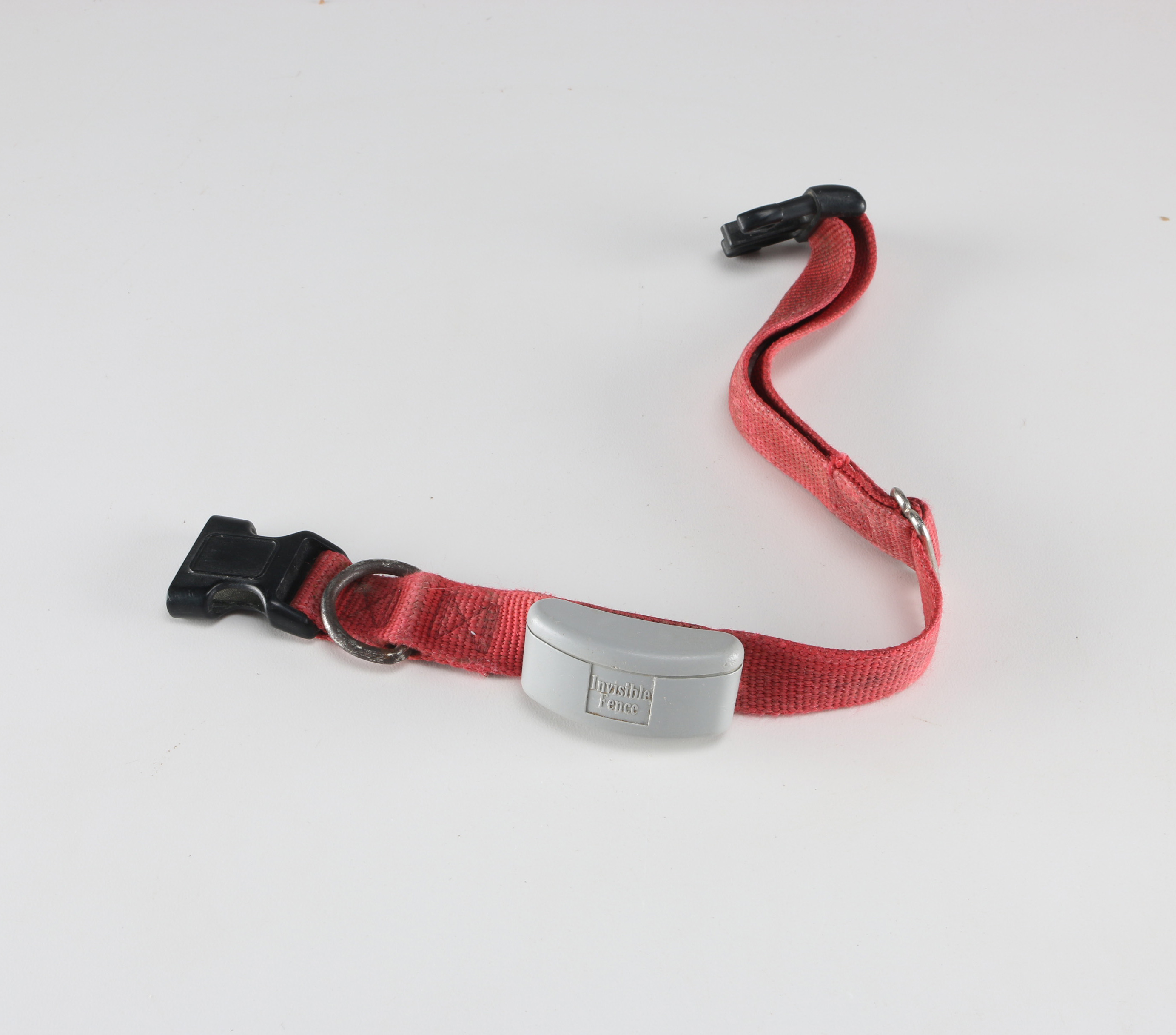 Invisible Fence for Home with Dog Collar