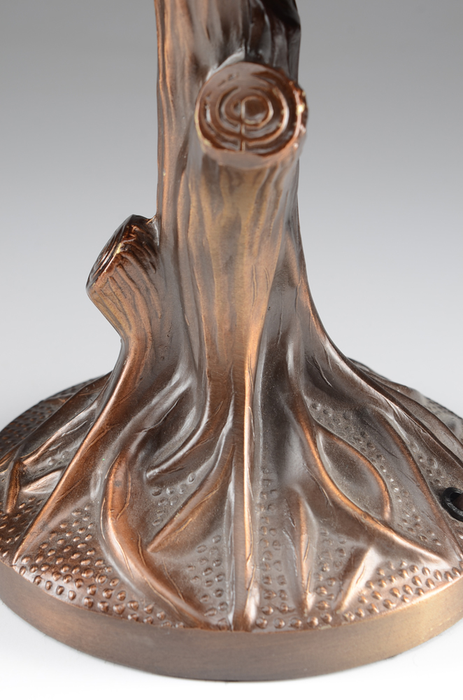 Tiffany Style Stained Glass Parrot Lamp