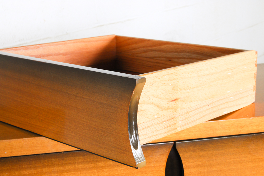 Mid Century Modern Chest of Drawers