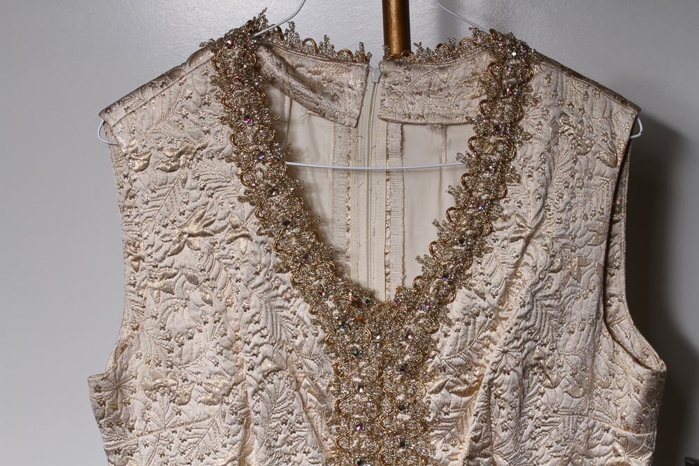 Women's Vintage Gowns and Dresses