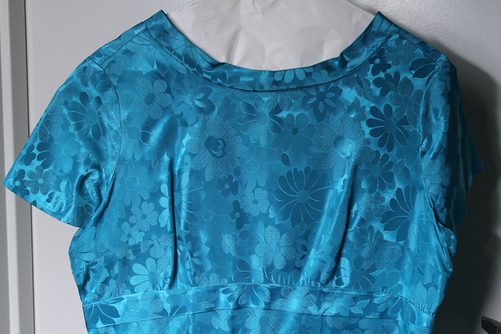 Women's Vintage Gowns and Dresses