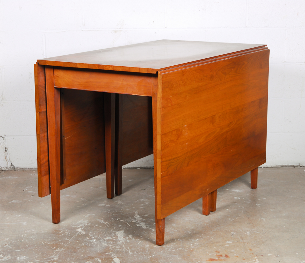 American Black Walnut Henkel-Harris Drop-Leaf Dining Table