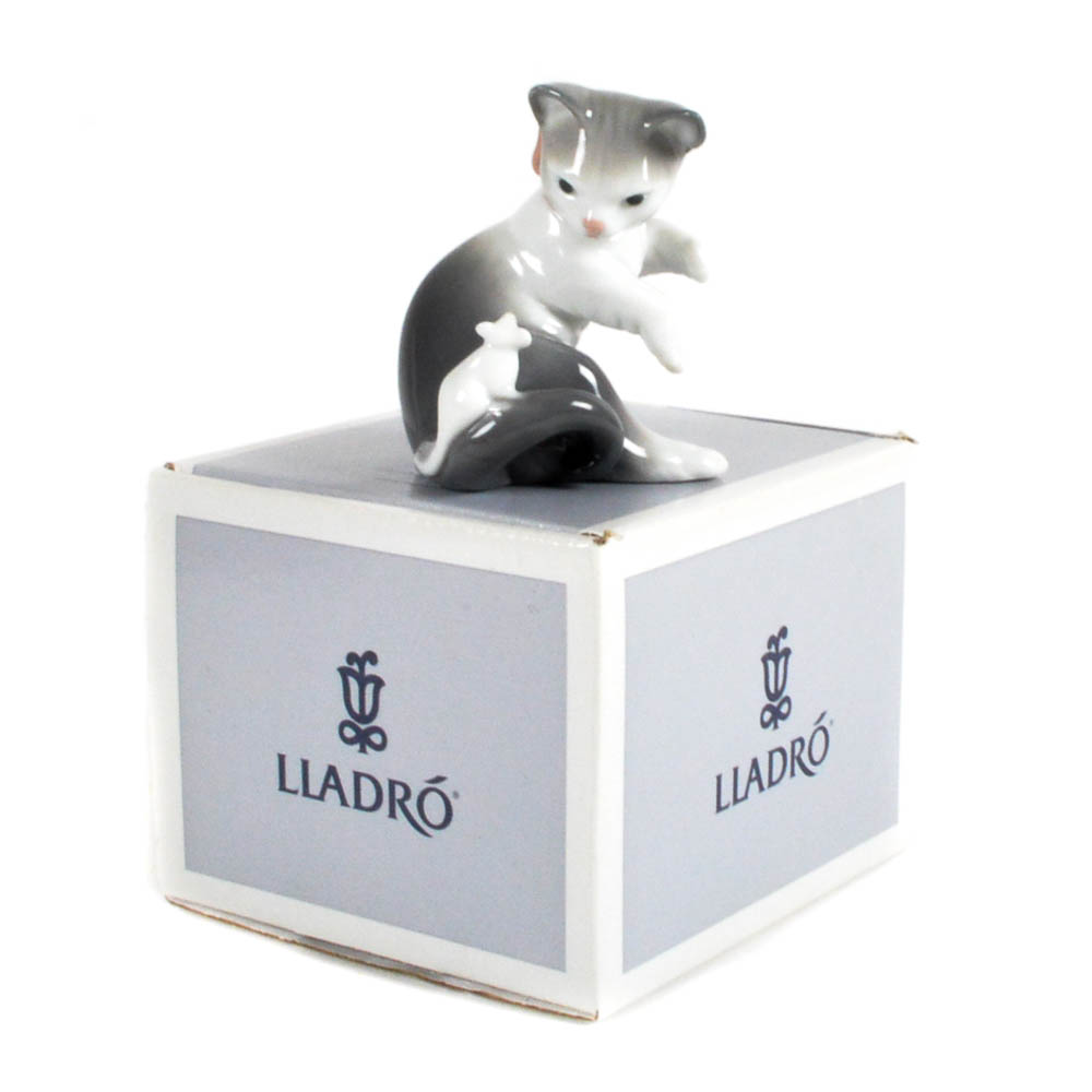 Lladró "Cat And Mouse" Figurine in Box