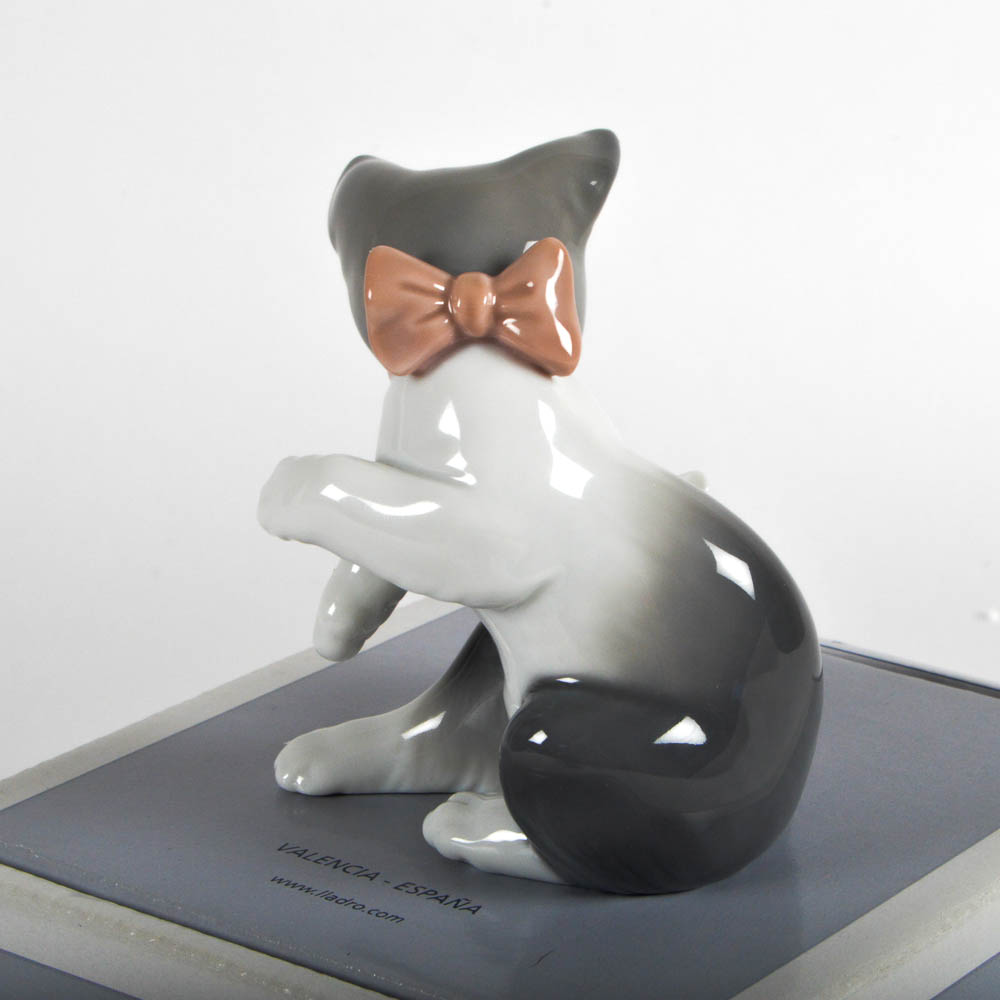 Lladró "Cat And Mouse" Figurine in Box